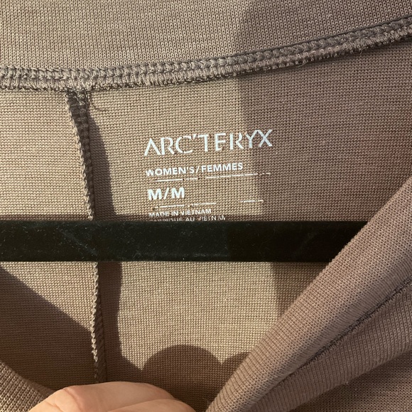 Arc’teryx Long Sleeve Oversized Top - Picture 5 of 7